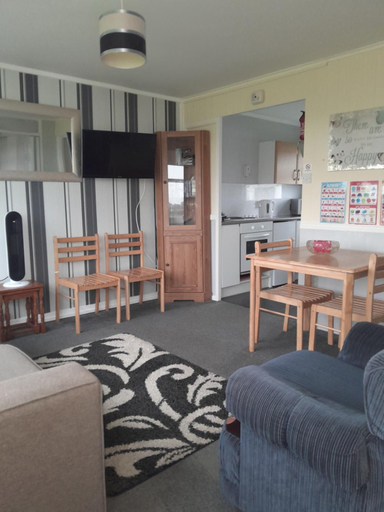 Others 3, alicias chalets ,free WIFI & swimming pool passes, Norfolk