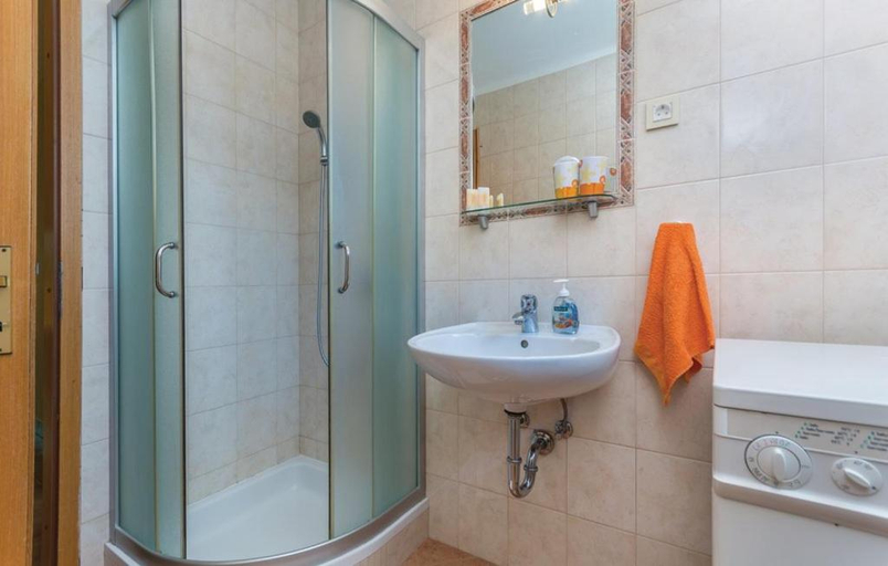 Bathroom 3, Vila Alma, Poreč