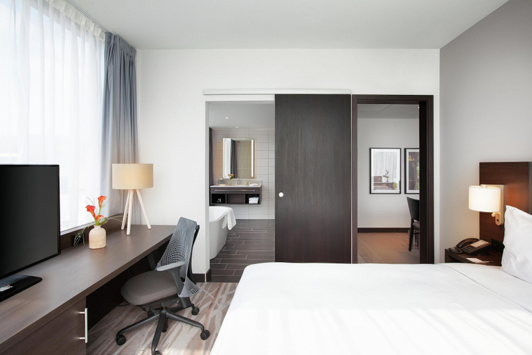 Bedroom 2, Hilton Garden Inn Zurich Limmattal, Baden
