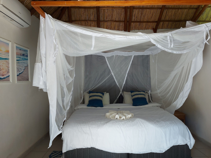 Room 2, East Africa Safaris, Mandlakazi