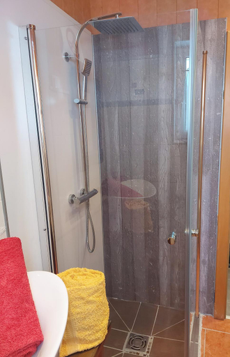 Bathroom 3, HAUS SONBERG mit Garten, Pool, Fasssauna, semi detached house with garden, Deutschlandsberg