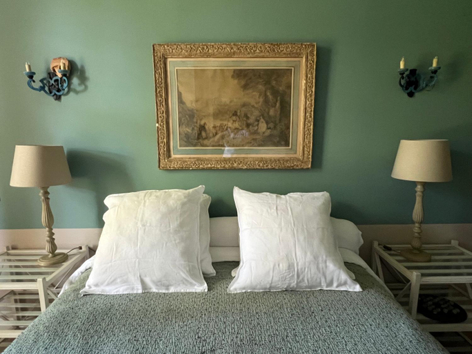 Bedroom 2, La Maison Saint Joseph, Oise