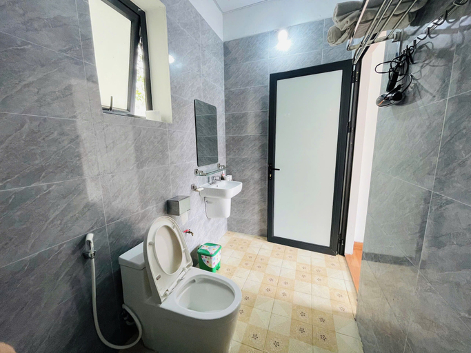 Bathroom 4, Trang An Pristine View Homestay, Hoa Lư