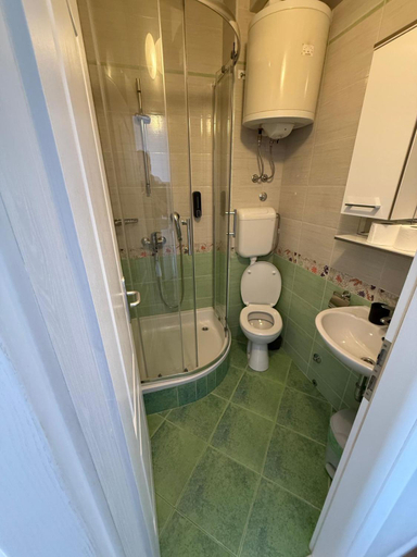 Bathroom 2, Apartments Matic 2, Baška Voda