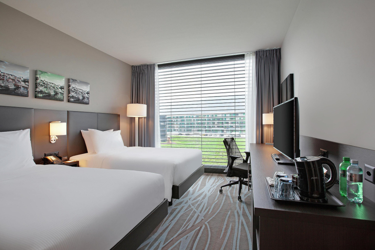 Bedroom 2, Hilton Garden Inn Zurich Limmattal, Baden