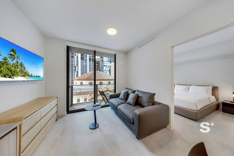Living area 2, Chic Downtown Studio in Miami, Miami-Dade