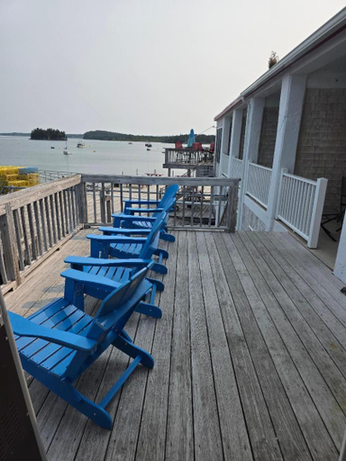 Others 5, The Inn on the Wharf, Washington