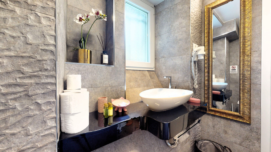 Bathroom 4, Apartment Nila by Litto, Split