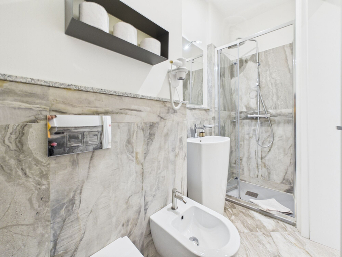 Bathroom 4, ApartHotel No6, Timisoara