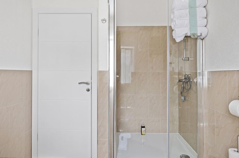 Bathroom 4, AAA Anic Amazing Apartments DELUXE, Split