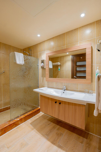 Bathroom 5, Sentido Caribbean World Soma Bay, Safaja