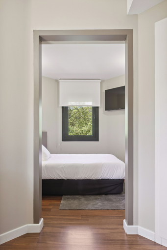 Others 4, Hotel Ureder, Navarra