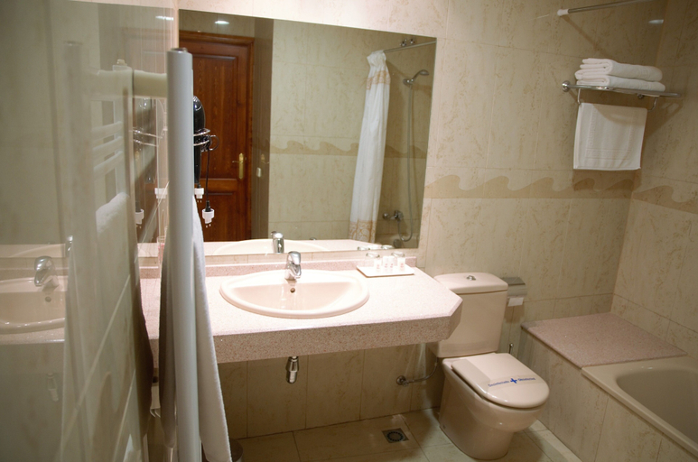 Bathroom 5, Hotel Suis, Barcelona