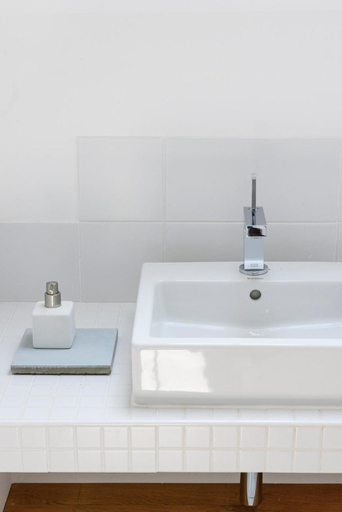 Bathroom 2, Villeneuve Les Fourches - Maison d'hotes, Essonne