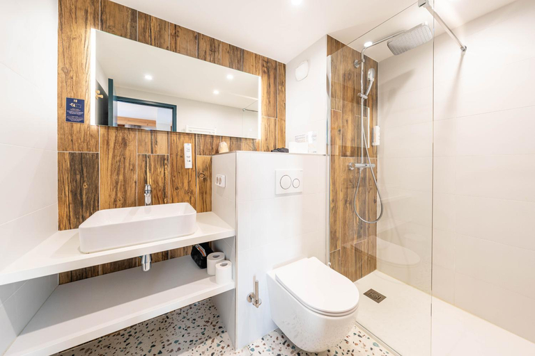 Bathroom 3, Hotel Casa Moho Saint-Francois-Longchamp 1450, Savoie