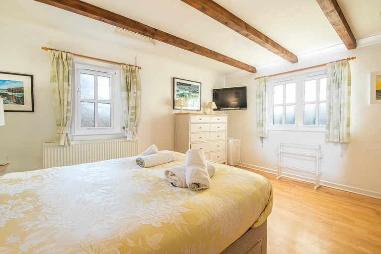 Bedroom 2, Willowcot Cottage, Pembrokeshire
