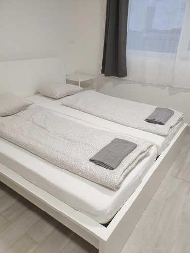 Bedroom 2, Westbahnhof Apartments, Wien