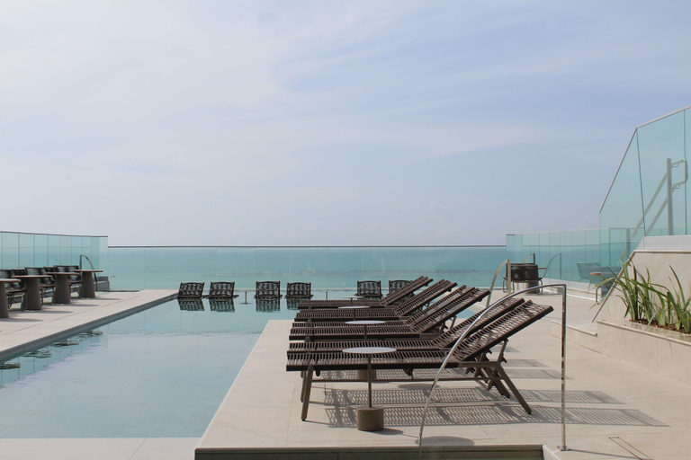Rooftop pool