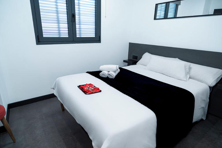 Bedroom 2, Mad Rooms, Madrid