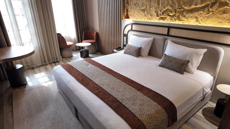 Room 4, Rempart Hotel, Merkez