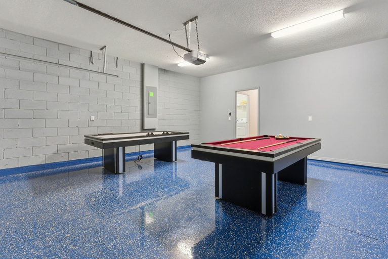Game room 4, 6BR Themed Home w/ Pool Windsor Island, Polk