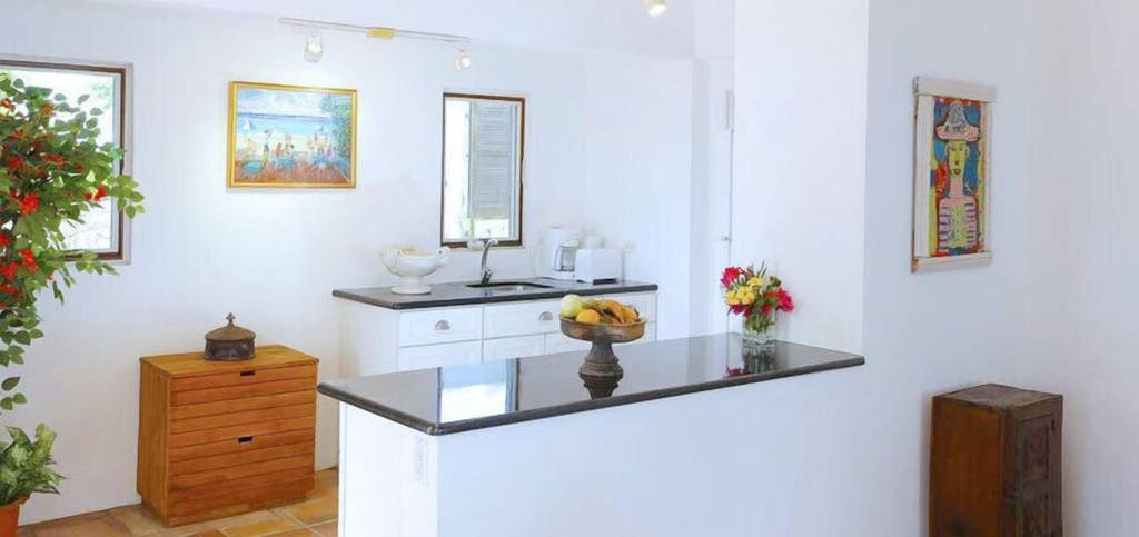 Private kitchen 3, Zenaida Estate