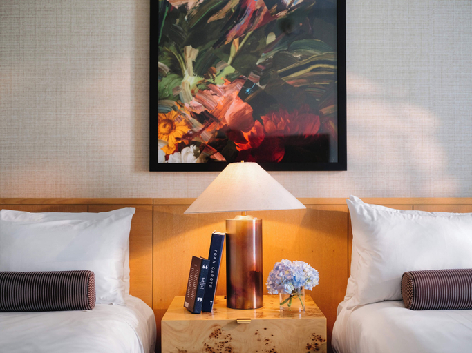 Bedroom 3, 21c Museum Hotel Bentonville, Benton