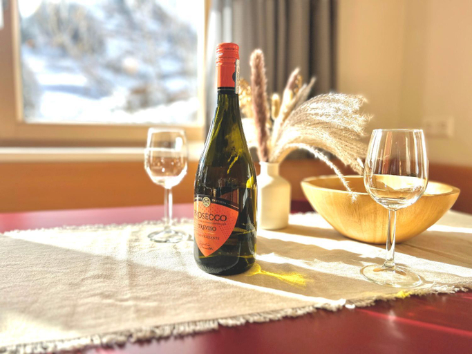 Food & Drinks, Haus Wallis by stayFritz - Ski-in - Ski-out Apartments Arlberg, Bregenz