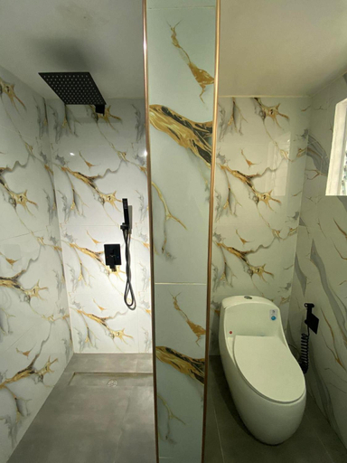 Bathroom 3, NVH2 Coron Palawan, Coron