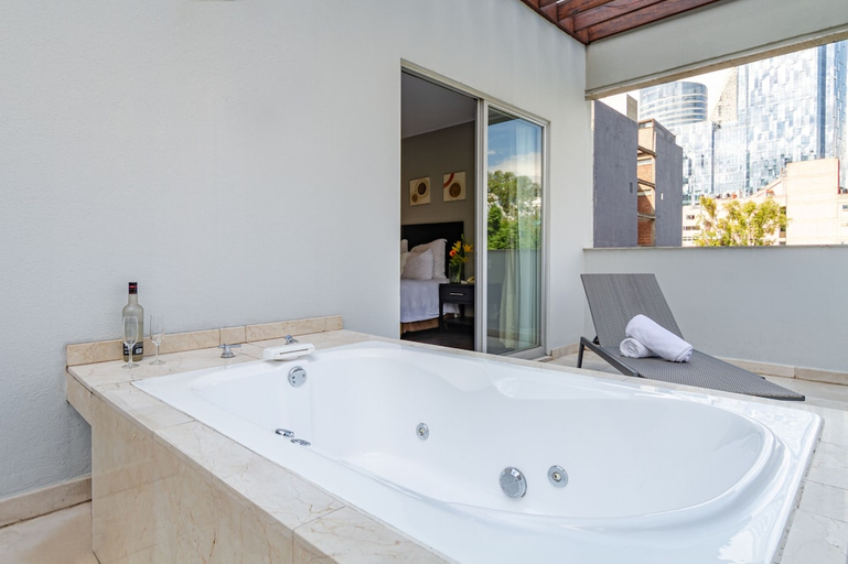 Bathroom 3, Suites Giorgio, Mexico City