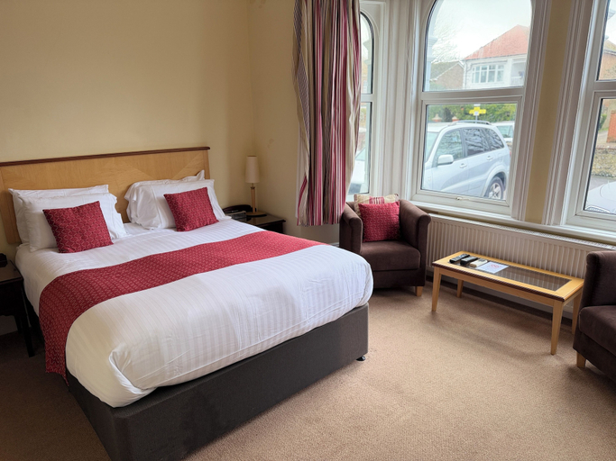 Room 5, The Windsor House Hotel, West Sussex