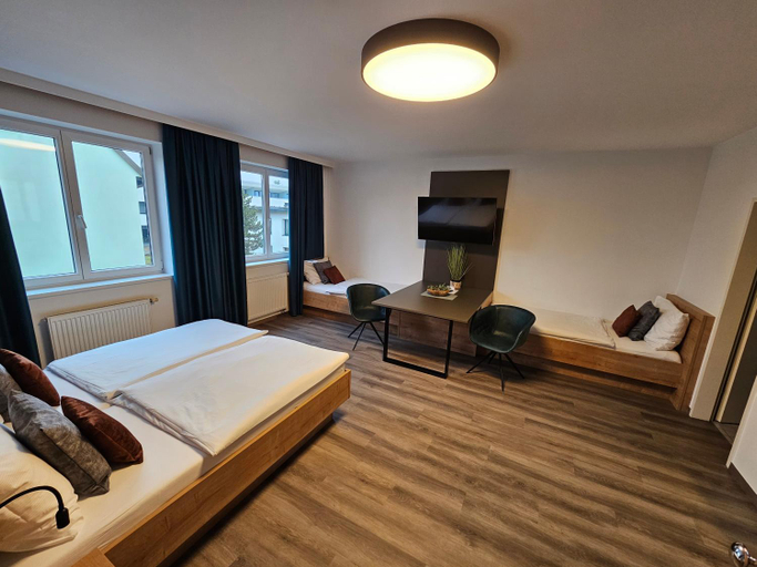Bedroom 3, Thalinger Hof, Linz Land