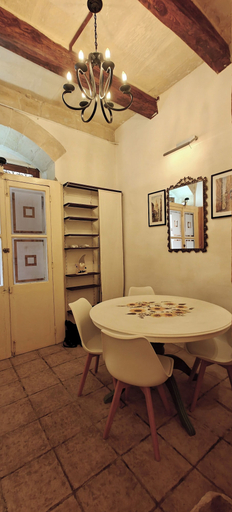 Dining 4, Traditional Maltese 1BR Home - Valletta