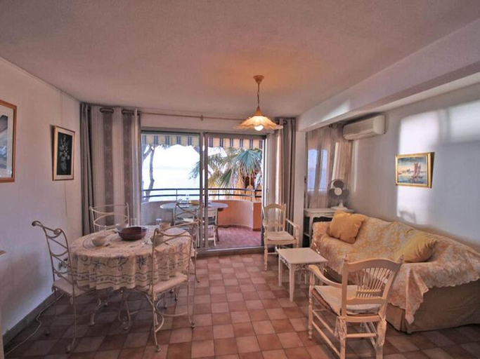 Others 5, Villa Maxime, Var