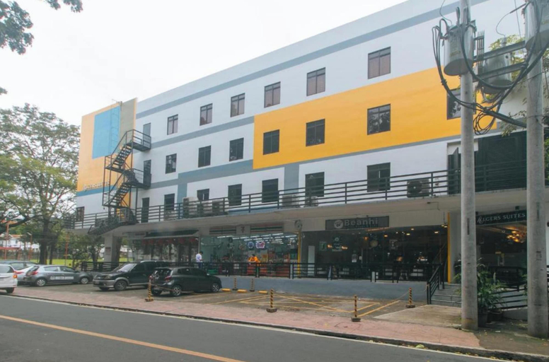 Exterior & Views 2, Algers Suites, Marikina