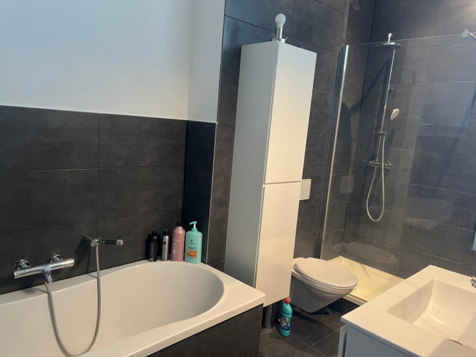 Bathroom 2, Holiday house with private jaccuzi - Leuven city center, Vlaams Brabant