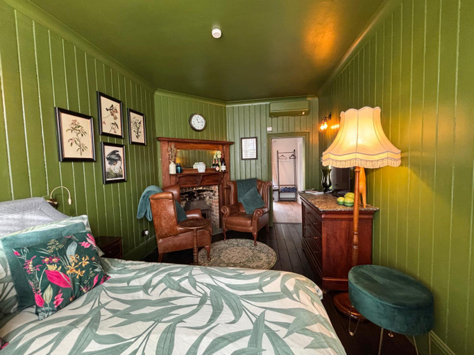 Bedroom, Petite Jessamine, Kent