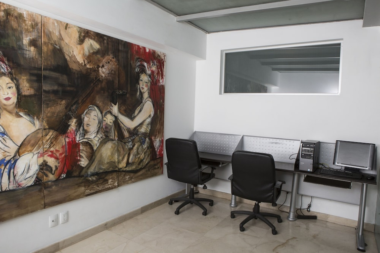 Others 5, Suites Giorgio, Mexico City