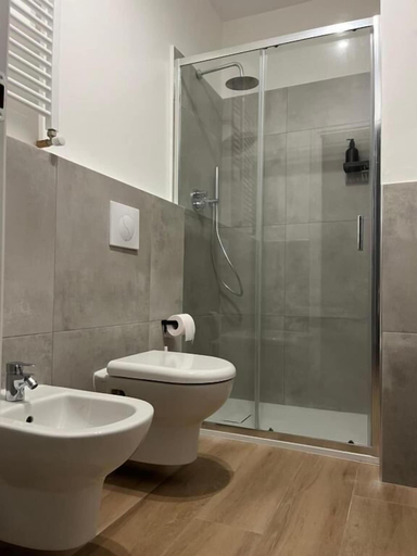 Bathroom 5, B&B Malnati 3 Urban Living Milanosansiro, Milano