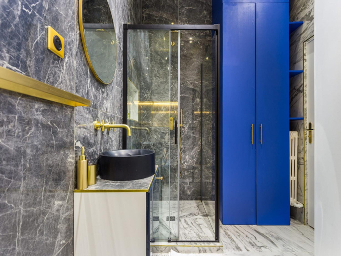 Bathroom 2, Moderne apartment - 1BR 4P - Champs-Elysees, Paris