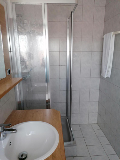Bathroom, Kirchenwirt Mirth, Jennersdorf