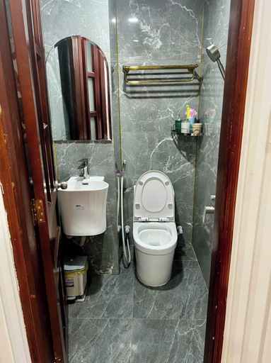 Bathroom 2, Khach San  Paradise Sai Gon, District 12