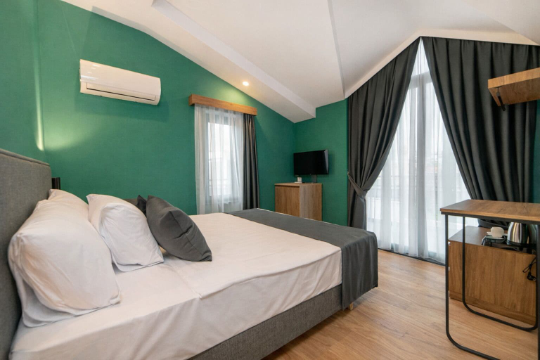 Bedroom 2, Deniz Boutique Hotel, Antalya