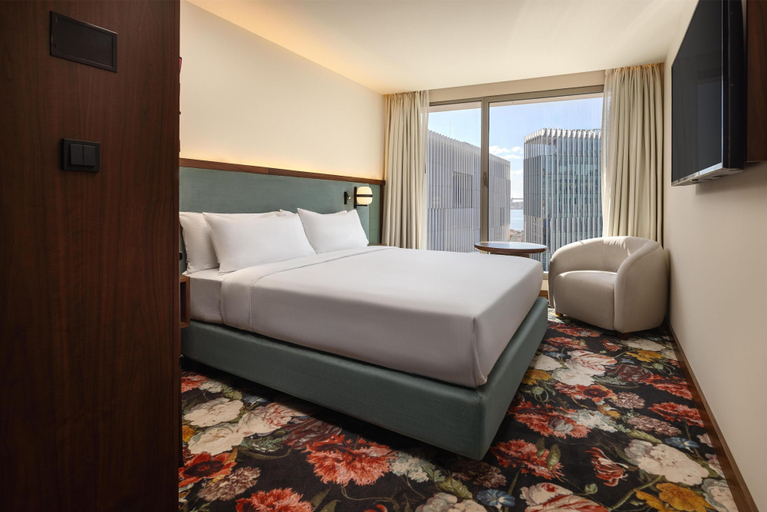 Bedroom 3, DUO Hotel Lisbon, Curio Collection by Hilton, Lisbon