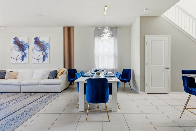 Dining, 6BR Themed Home w/ Pool Windsor Island, Polk