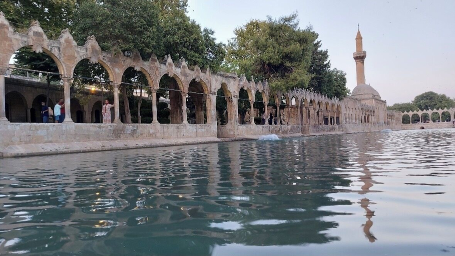 Shopping mall, Ayataç Konak Otel, Merkez