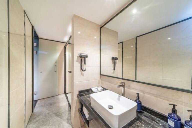 Bathroom 3, Starway Hotel (Zhangzhou Bihu Wanda Plaza), Zhangzhou