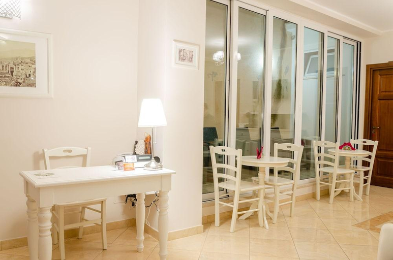 Others 1, Taormina B&B, Messina