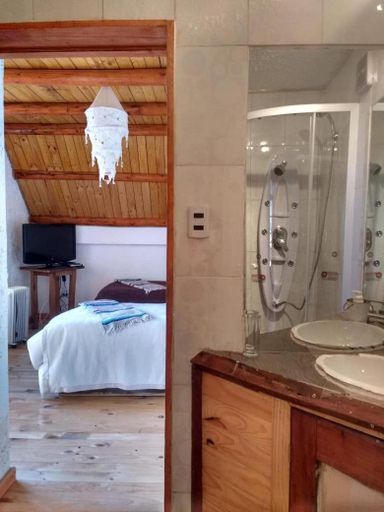 Bathroom 3, Posada la Piedra, Talca