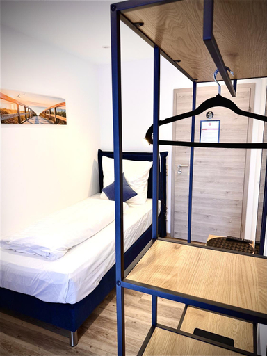 Bedroom 4, Hotel zur Post, Emsland